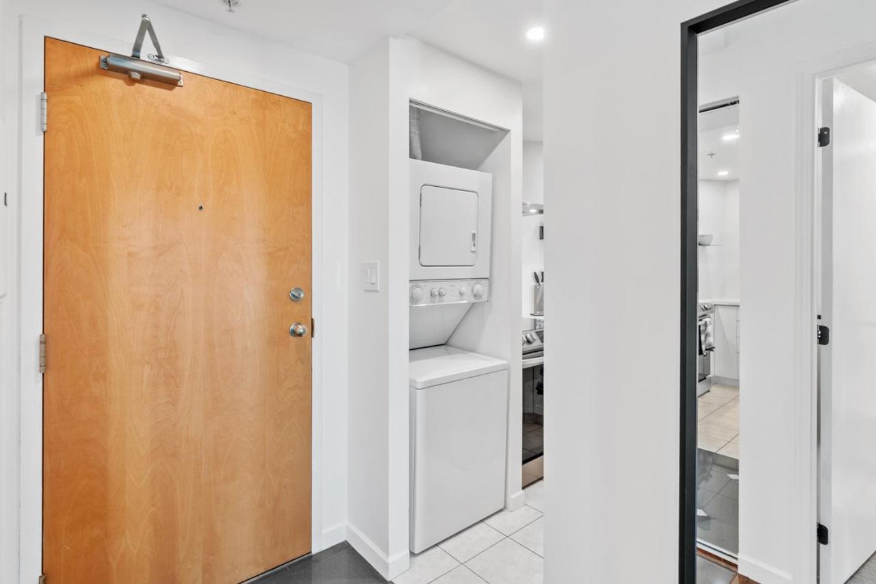 Downtown Luxury 1Br Coal Harbour Apartment Vancouver Ngoại thất bức ảnh